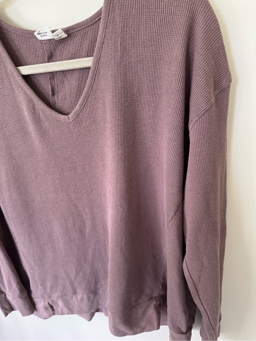 Tentree Waffle Knit V-Neck Longsleeve Relaxed Pullover in Dusty Mauve - Picture 6 of 12